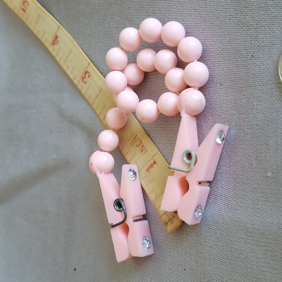 PINK POODLE & RHINESTONES RETRO Sweater clips - Picture 3 of 3